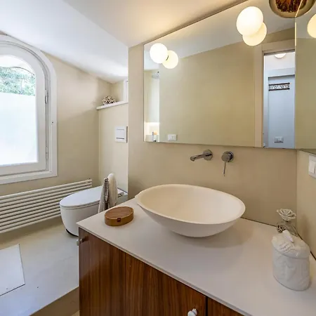 Petite Paraggi Vista E Comodita Sul Mare Apartamento